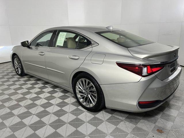 used 2019 Lexus ES 300h car, priced at $23,000