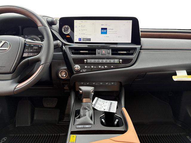 new 2025 Lexus ES 300h car, priced at $56,834