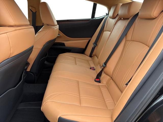 new 2025 Lexus ES 300h car, priced at $56,834