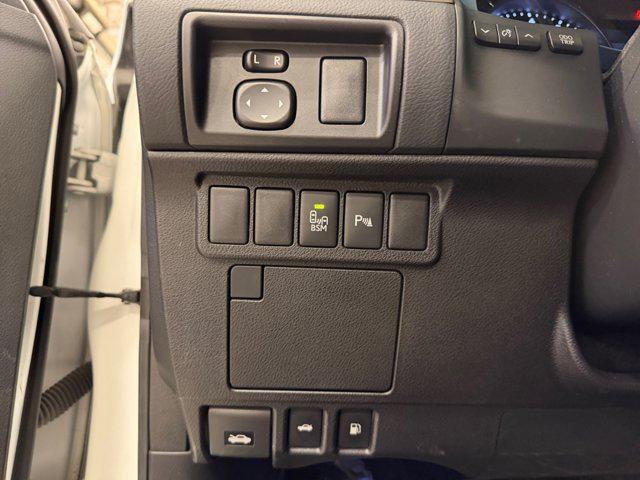 used 2013 Lexus ES 350 car, priced at $17,500