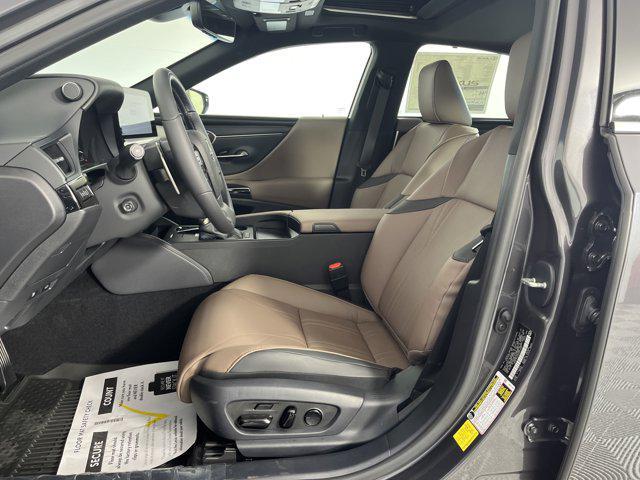 new 2025 Lexus ES 300h car, priced at $57,734