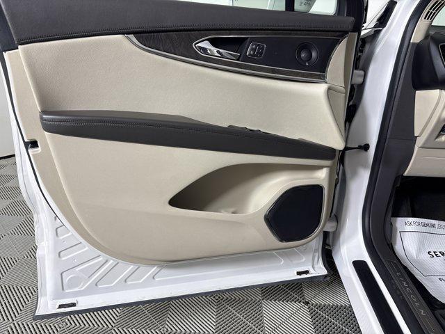 used 2019 Lincoln Nautilus car, priced at $28,300