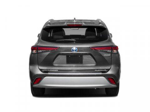 used 2021 Toyota Highlander Hybrid car, priced at $39,000