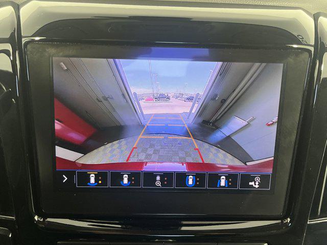 used 2020 Chevrolet Traverse car, priced at $32,900