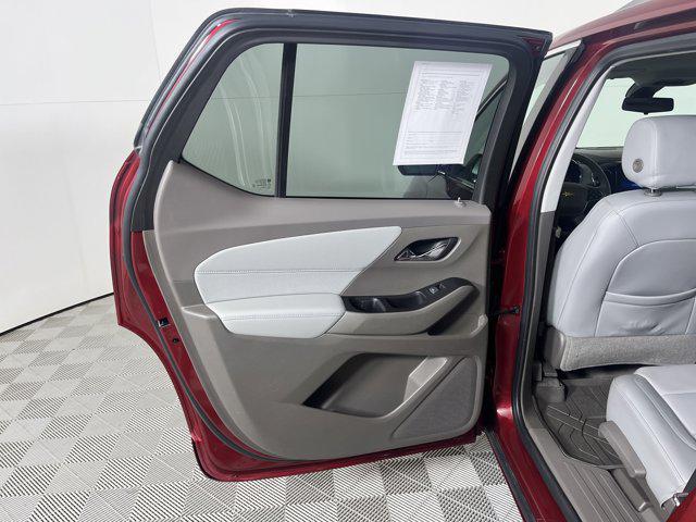 used 2020 Chevrolet Traverse car, priced at $32,900