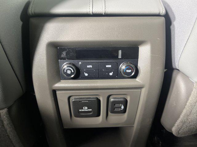 used 2020 Chevrolet Traverse car, priced at $32,900
