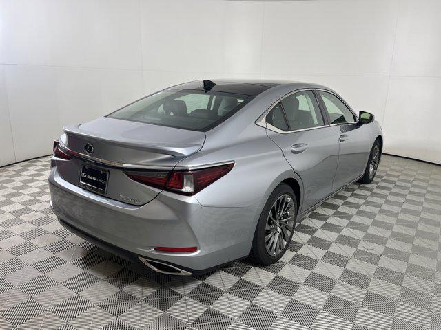 used 2025 Lexus ES 350 car, priced at $50,800