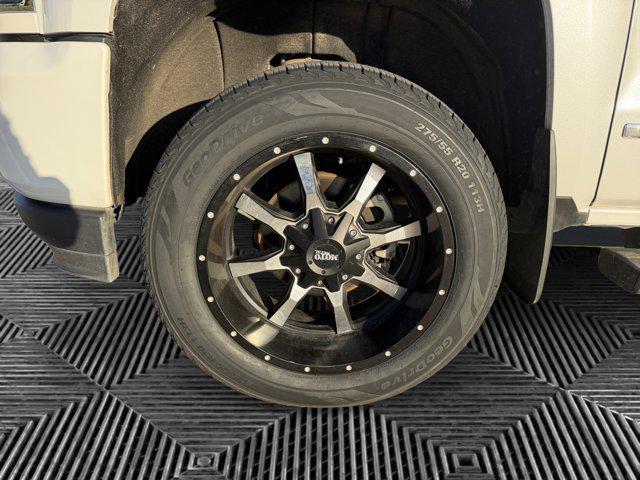 used 2018 Chevrolet Silverado 1500 car, priced at $30,700