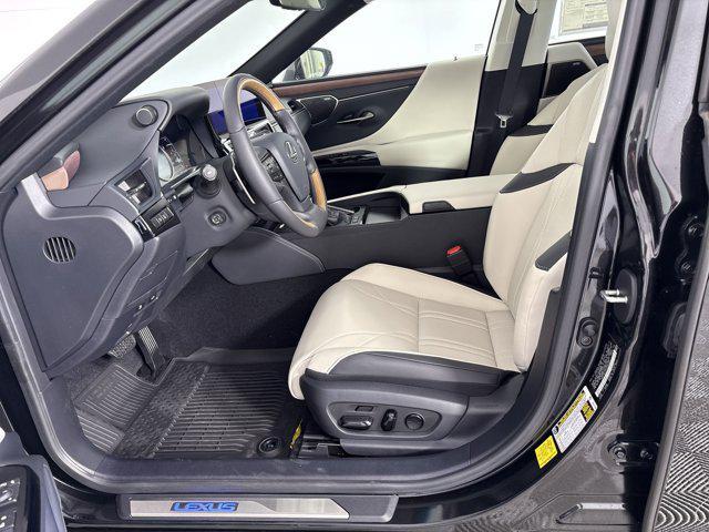 new 2025 Lexus ES 300h car, priced at $57,014