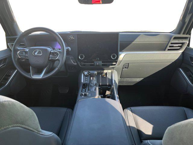 used 2025 Lexus GX 550 car, priced at $88,200