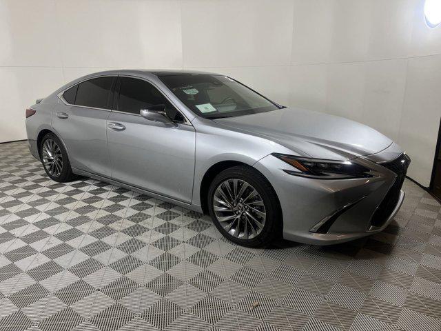 used 2024 Lexus ES 350 car, priced at $50,000