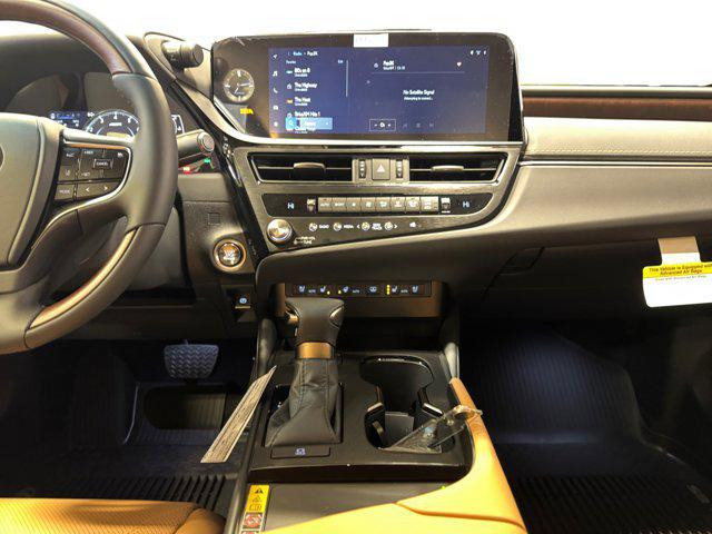 new 2025 Lexus ES 350 car, priced at $56,449