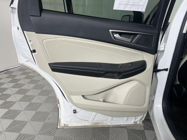 used 2022 Ford Edge car, priced at $30,000