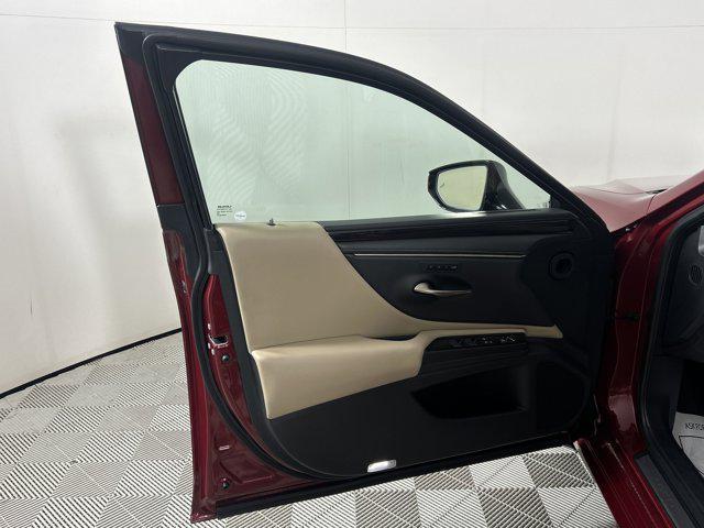 used 2020 Lexus ES 350 car, priced at $32,000