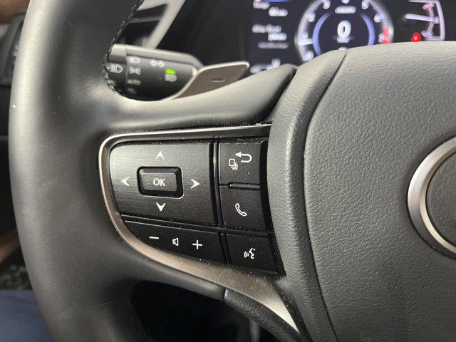 used 2022 Lexus ES 350 car, priced at $39,300