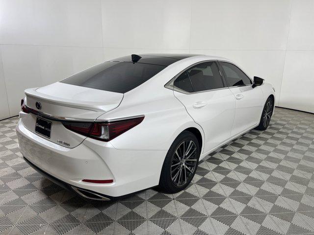 used 2022 Lexus ES 350 car, priced at $39,300