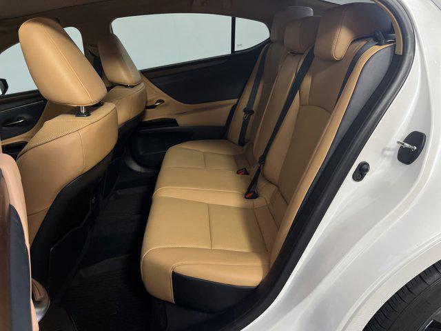 used 2022 Lexus ES 350 car, priced at $39,300