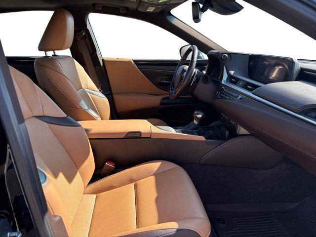 used 2019 Lexus ES 350 car, priced at $31,000
