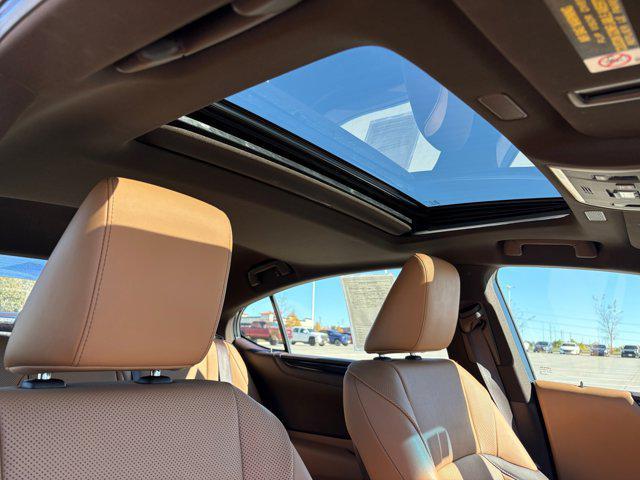 used 2019 Lexus ES 350 car, priced at $31,000