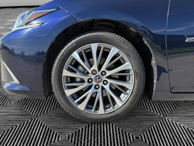 used 2019 Lexus ES 350 car, priced at $31,000