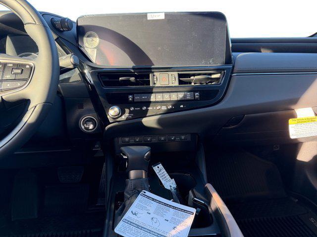 new 2025 Lexus ES 350 car, priced at $57,034