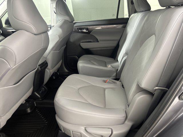 used 2021 Toyota Highlander car, priced at $36,000