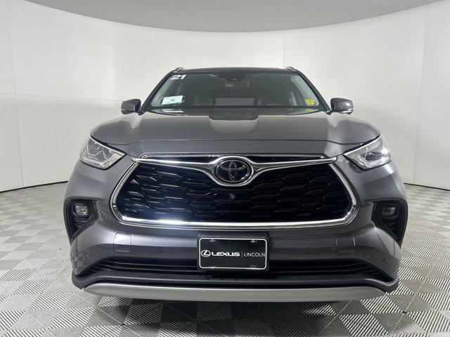 used 2021 Toyota Highlander car, priced at $36,000