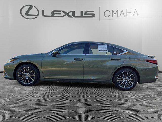 new 2025 Lexus ES 300h car, priced at $50,994