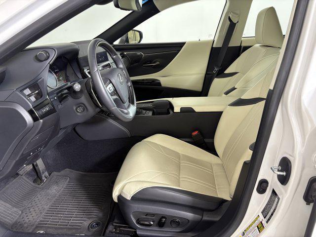 used 2022 Lexus ES 300h car, priced at $43,000