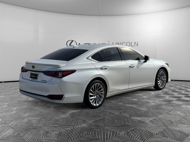 used 2020 Lexus ES 300h car, priced at $31,000