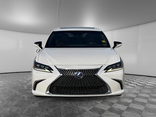 used 2020 Lexus ES 300h car, priced at $31,000