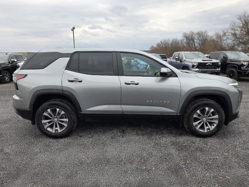 new 2026 Chevrolet Equinox car, priced at $33,145