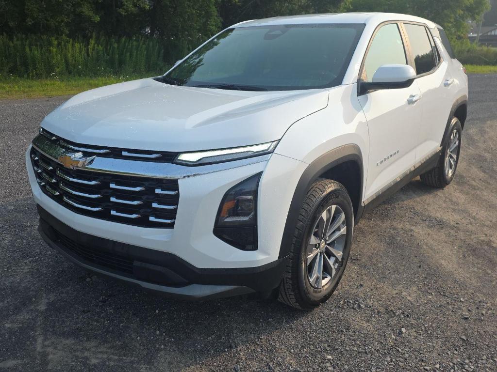 new 2026 Chevrolet Equinox car, priced at $31,995