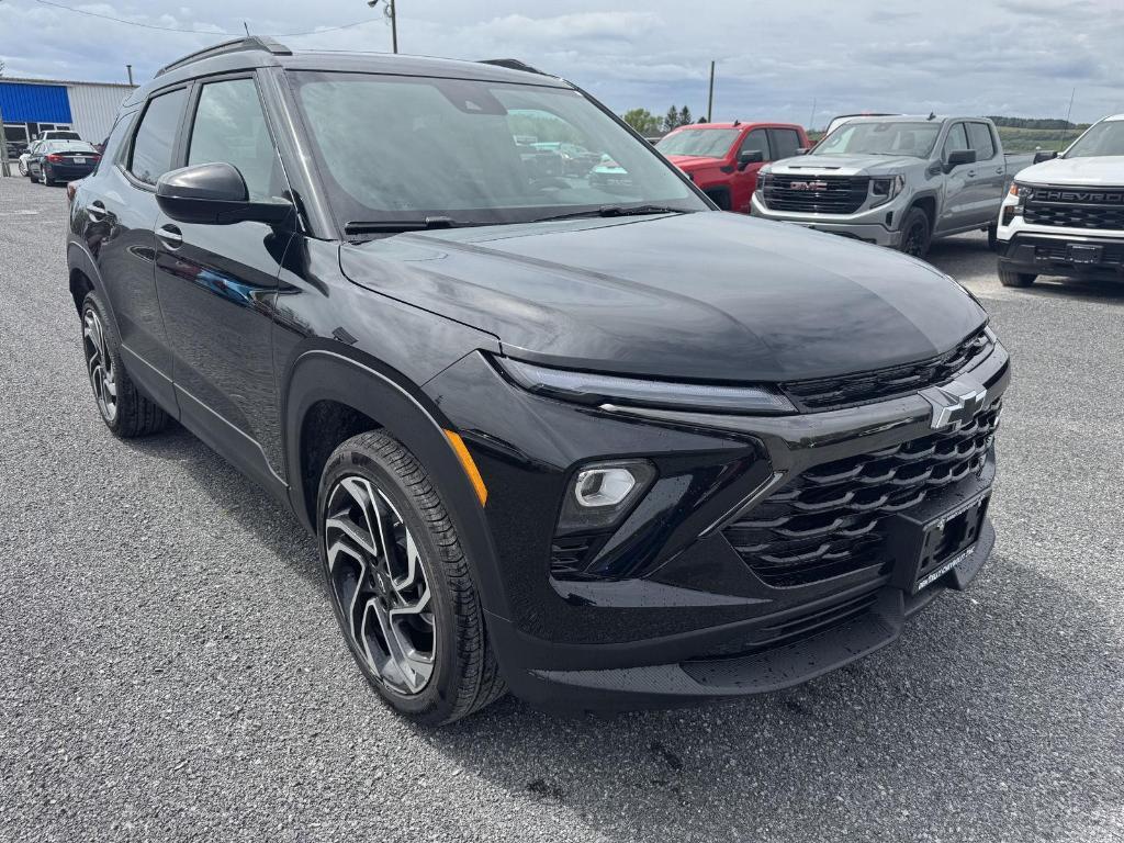 new 2025 Chevrolet TrailBlazer car, priced at $33,780