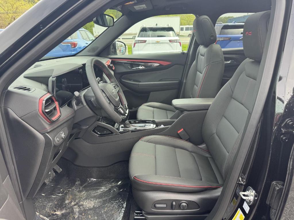 new 2025 Chevrolet TrailBlazer car, priced at $33,780