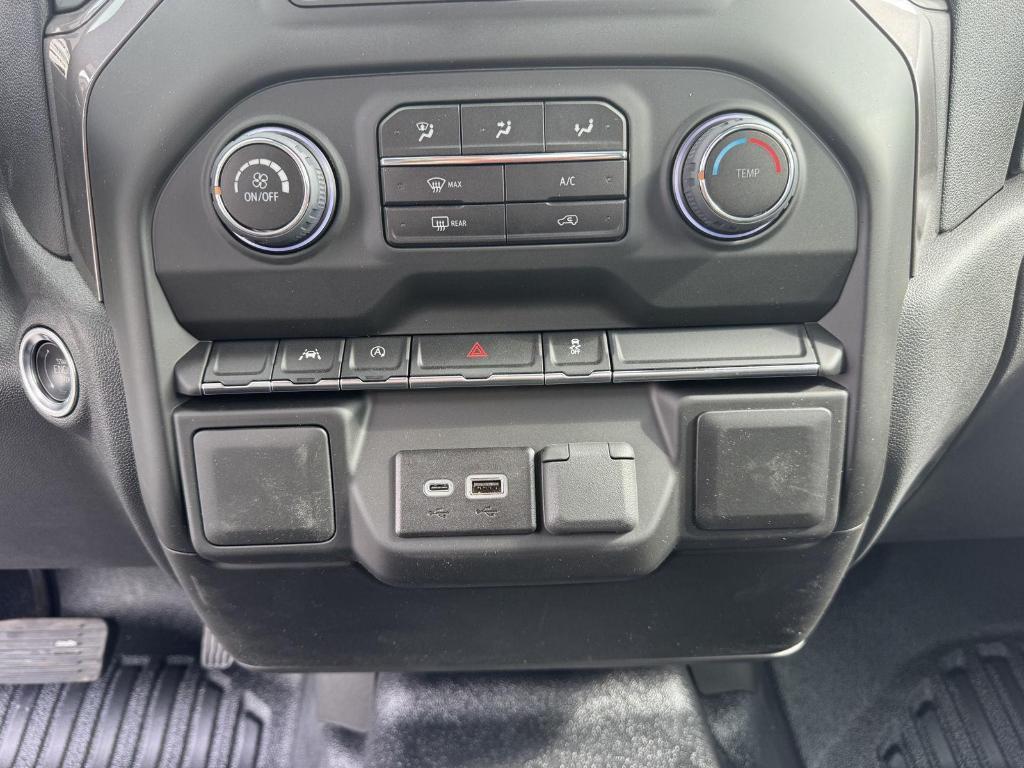 new 2025 Chevrolet Silverado 1500 car, priced at $38,165