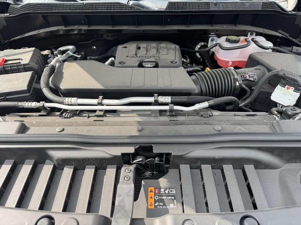 new 2025 Chevrolet Silverado 1500 car, priced at $38,165