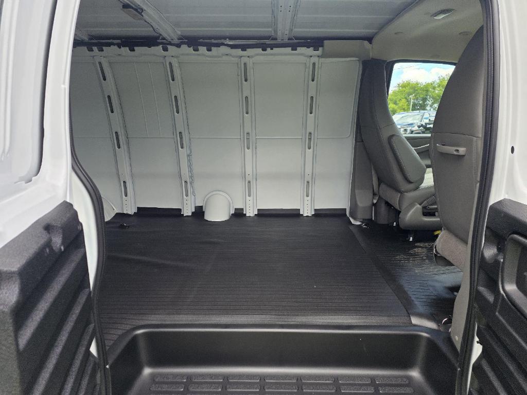 new 2025 GMC Savana 3500 car, priced at $50,995