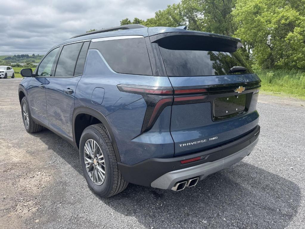 new 2025 Chevrolet Traverse car, priced at $44,695
