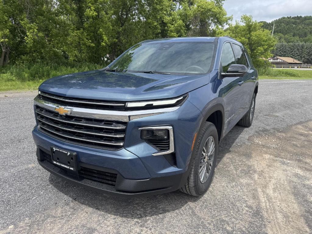 new 2025 Chevrolet Traverse car, priced at $44,695