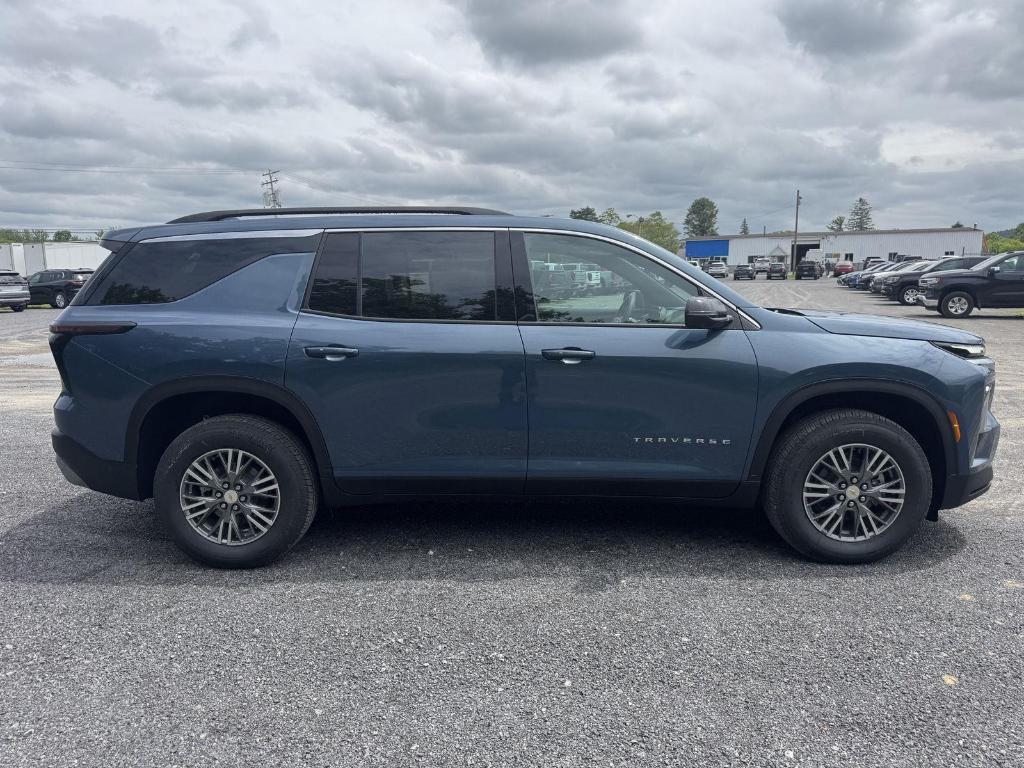 new 2025 Chevrolet Traverse car, priced at $44,695