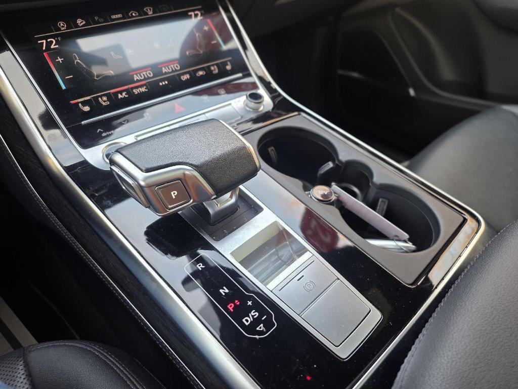 used 2023 Audi Q7 car, priced at $50,400