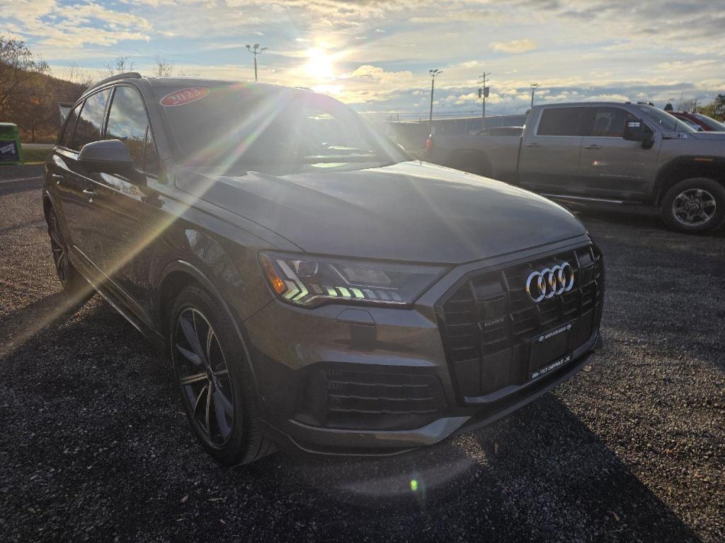 used 2023 Audi Q7 car, priced at $50,400