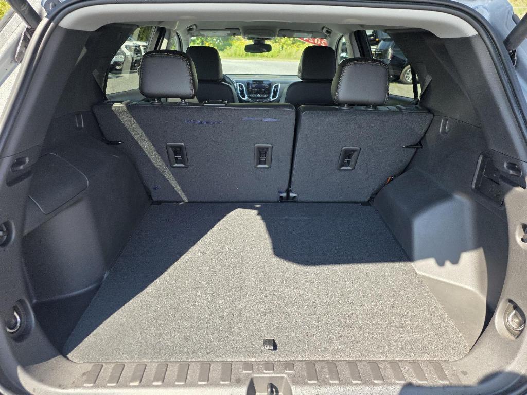 used 2024 Chevrolet Equinox car, priced at $29,297