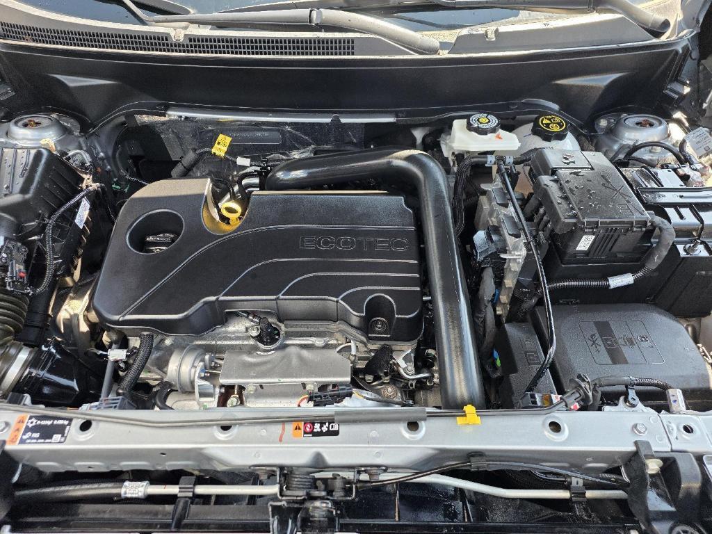 used 2024 Chevrolet Equinox car, priced at $29,297