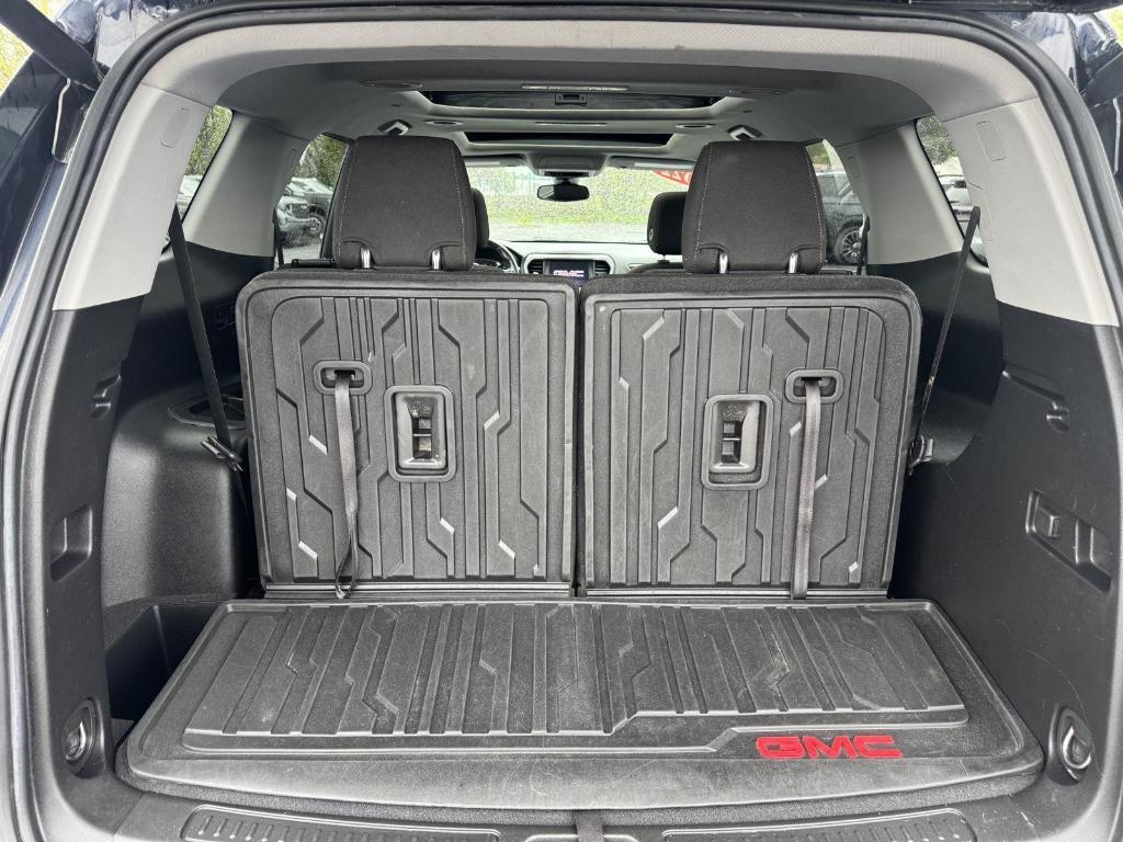 used 2022 GMC Acadia car, priced at $32,900