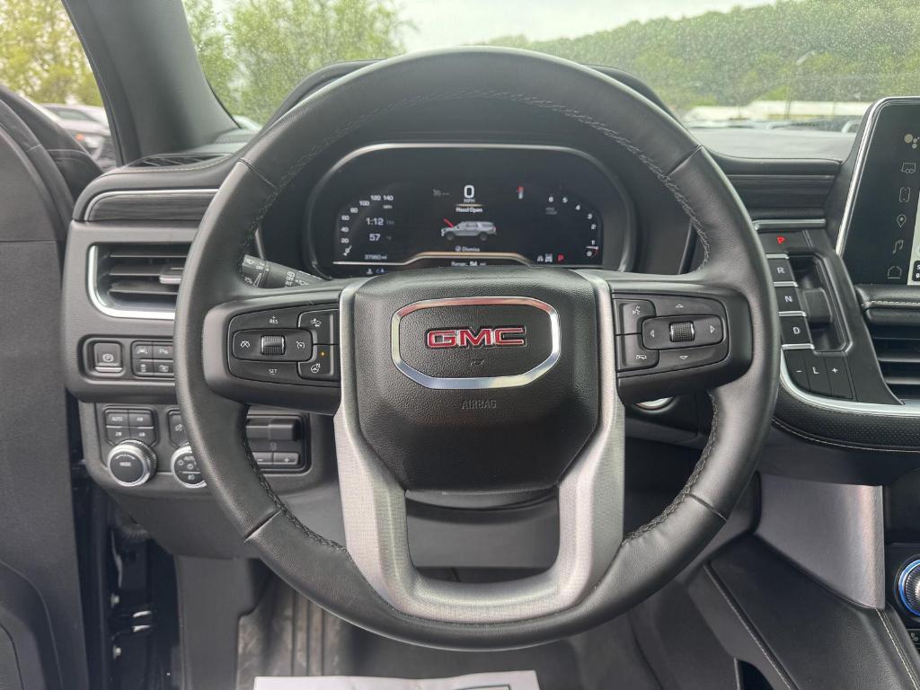 used 2024 GMC Yukon car, priced at $62,900