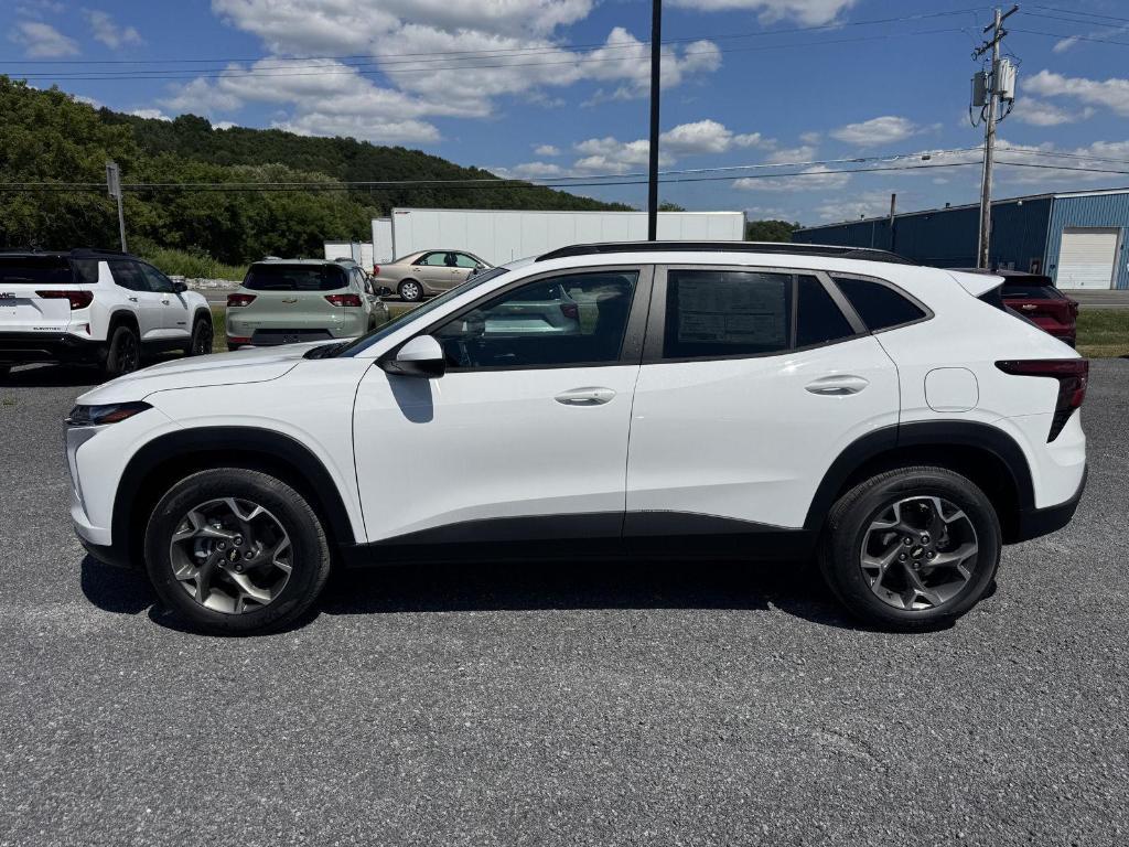 new 2025 Chevrolet Trax car, priced at $25,485