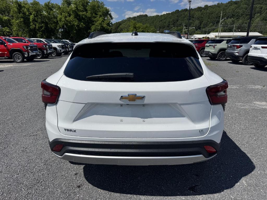 new 2025 Chevrolet Trax car, priced at $25,485