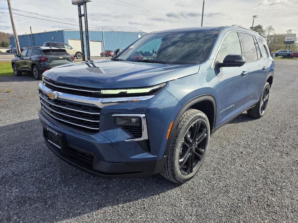 new 2026 Chevrolet Traverse car, priced at $51,694